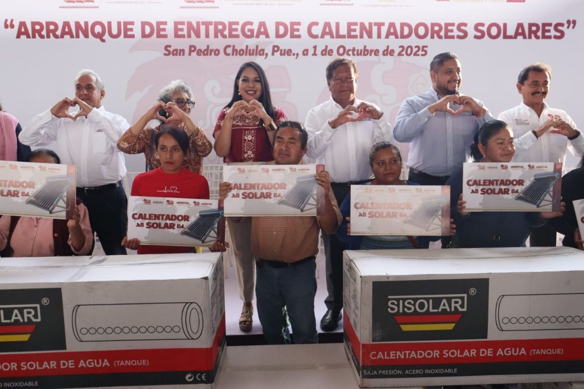 sp-cholula-entrega-calentadores-solares