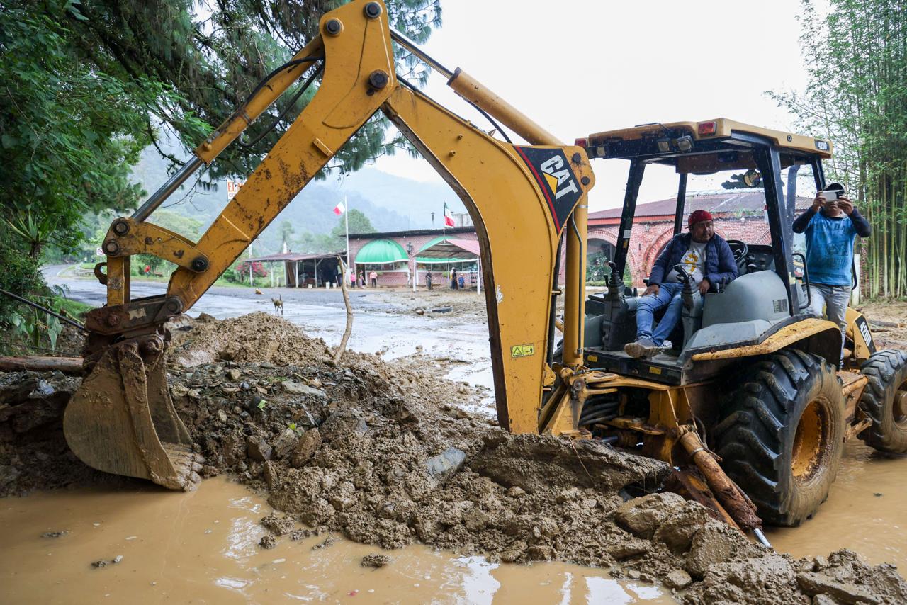 Suman nueve muertes en Puebla por lluvias torrenciales y deslaves; autoridades coordinan atención a los afectados