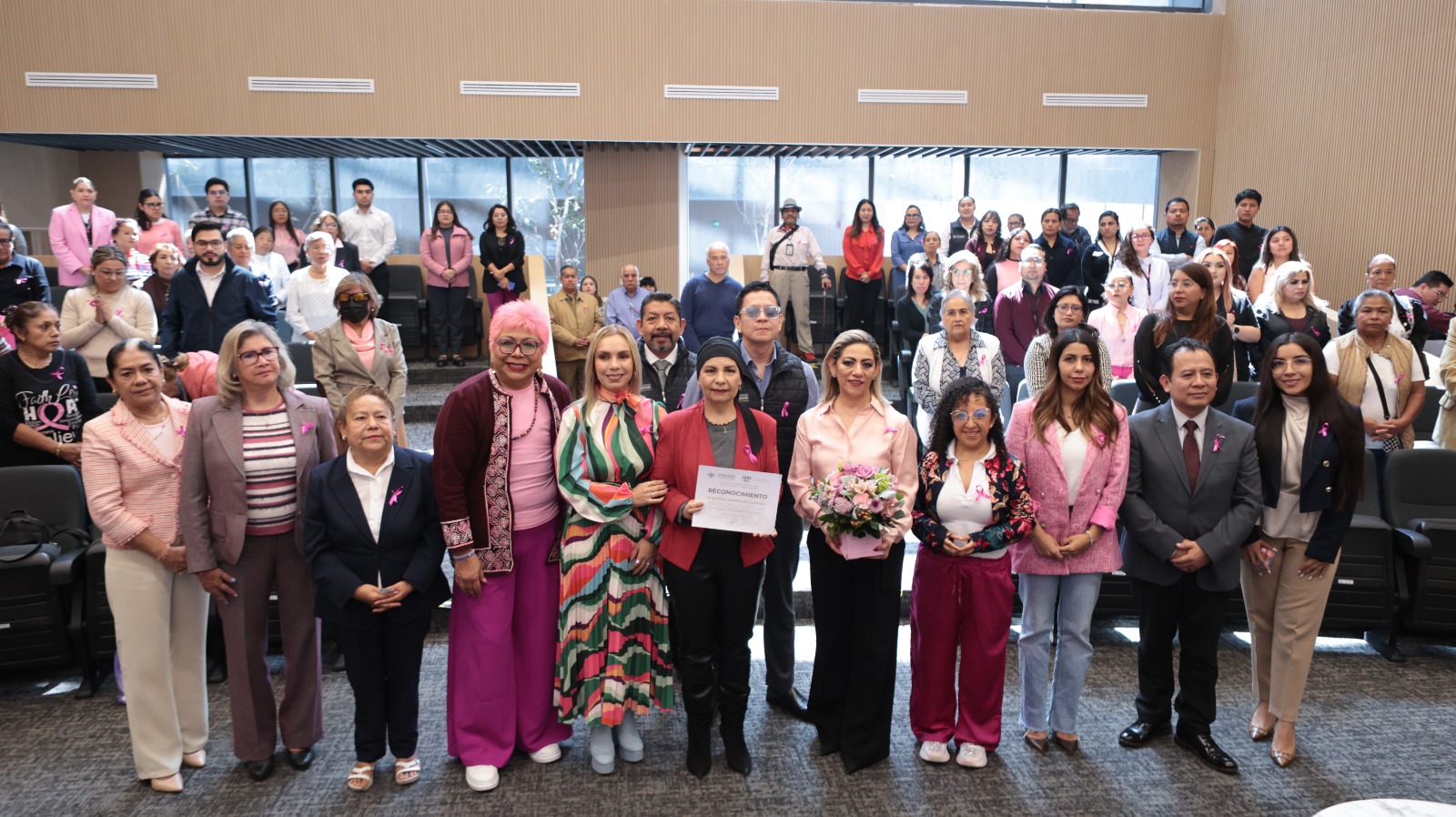 En el mes de octubre realiza Voluntariado del Congreso de Puebla “Semana Rosa”