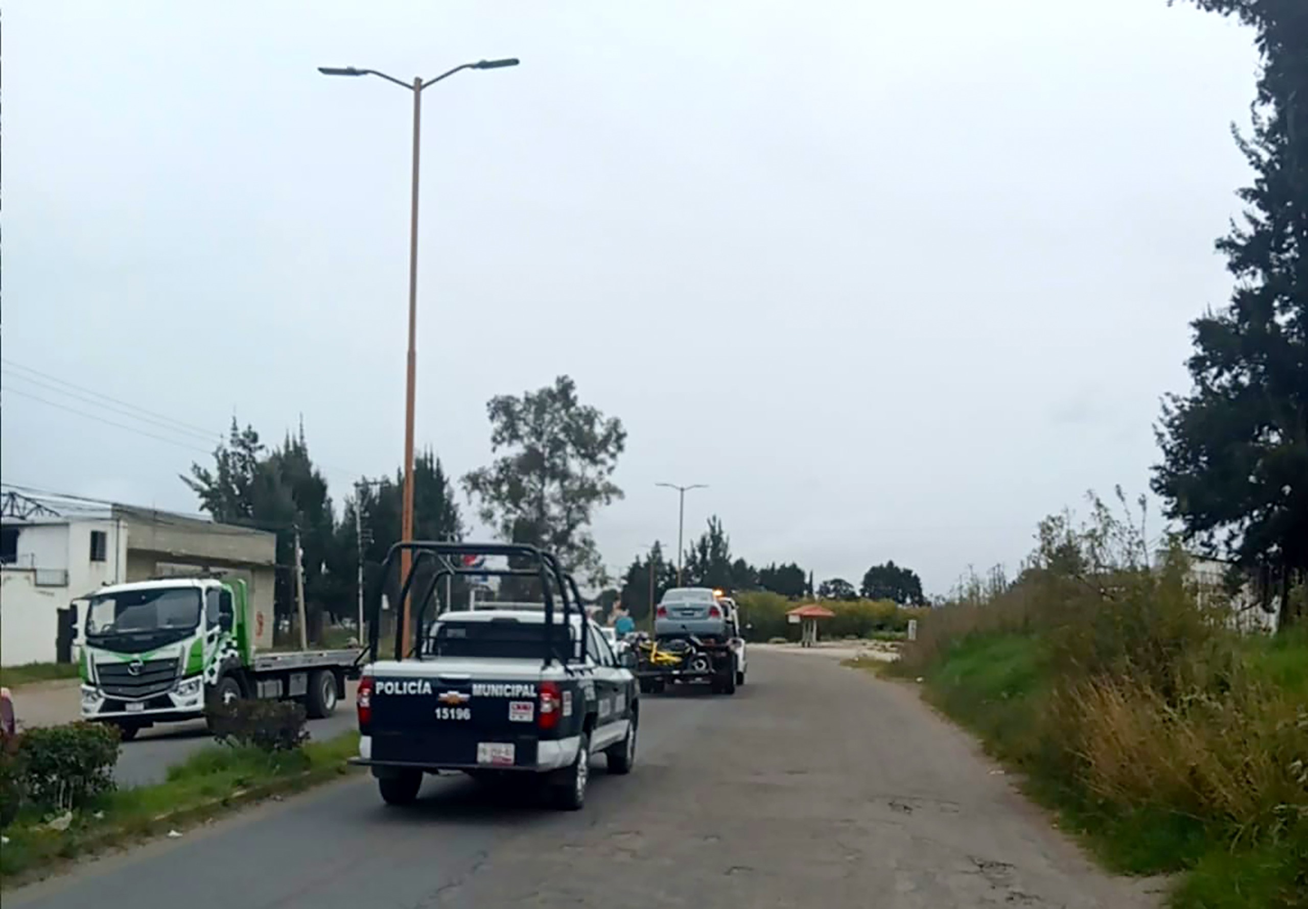 Logran gobierno de Texmelucan y FGE el aseguramiento de cuatro personas por presunto robo de vehículos