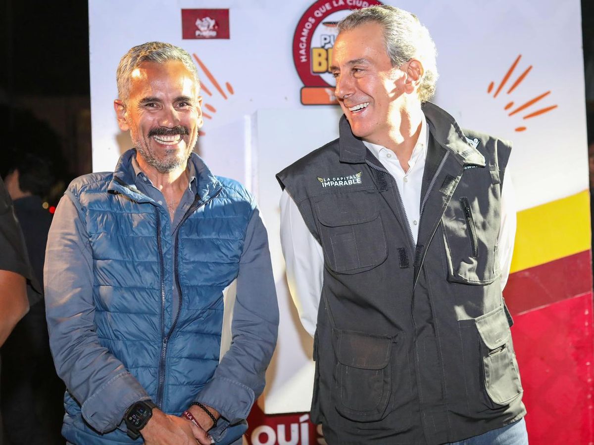 Clemente Gómez Medina, secretario de Servicios Públicos del Ayuntamiento de Puebla, y Pepe Chedraui Budib, presidente municipal de Puebla. Foto: Especial