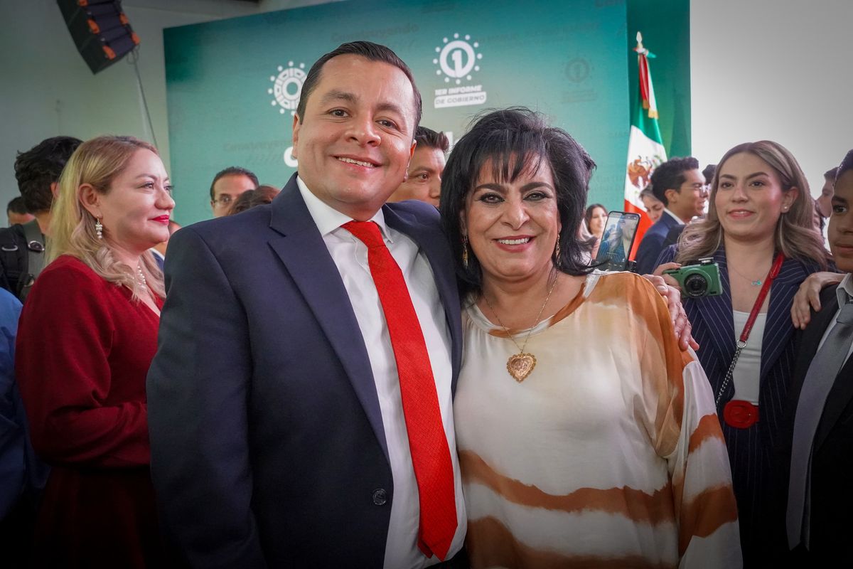 Juan Manuel Alonso Ramírez, presidente municipal de San Martín Texmelucan, y Guadalupe Yamak Taja, diputada local de Puebla. Foto: Especial