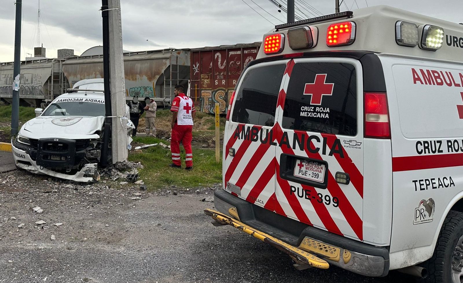 Patrulla Guardia Nacional impactada por un tren