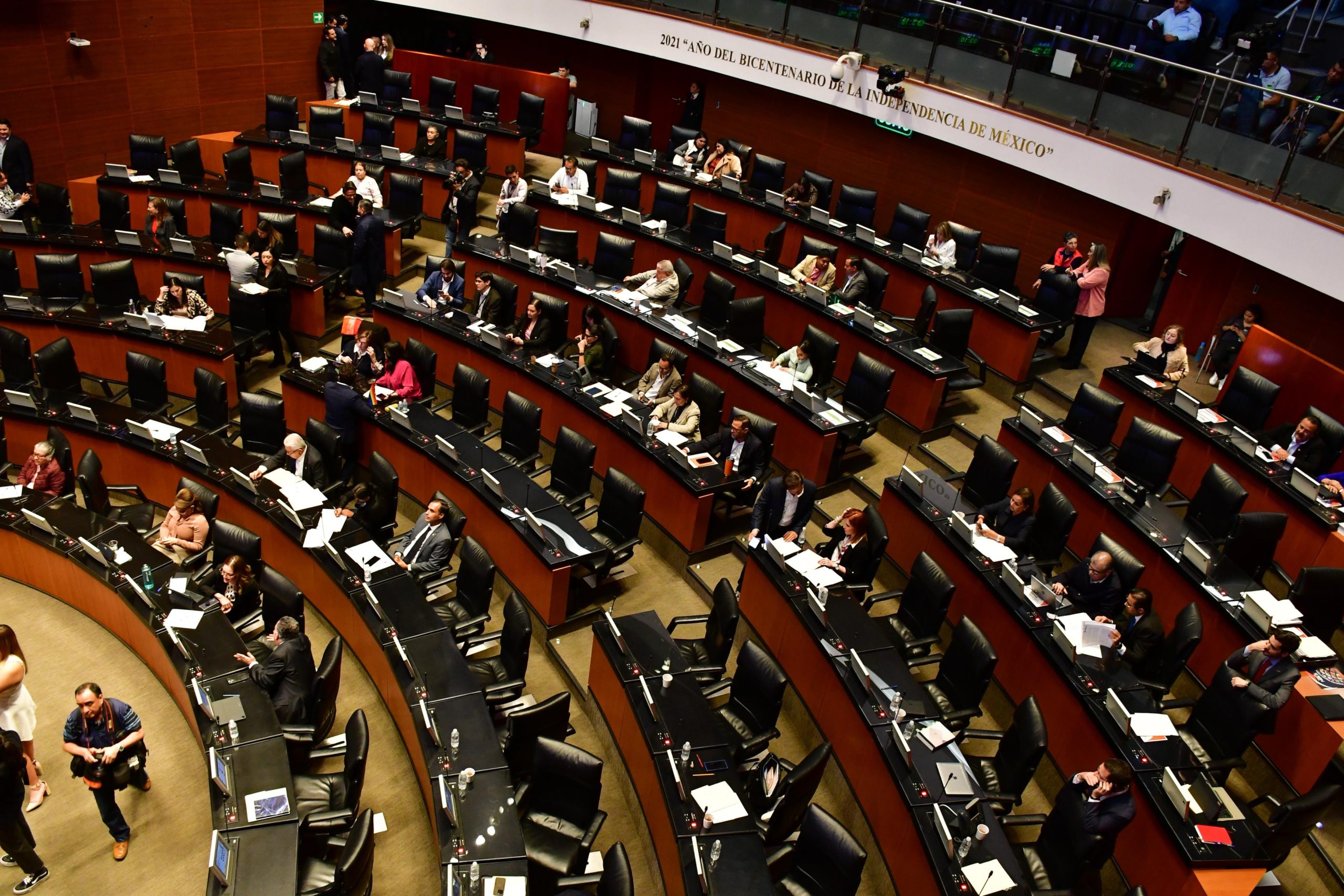 Senado acepta renuncia de Gertz Manero y activa proceso para elegir nuevo titular de la FGR