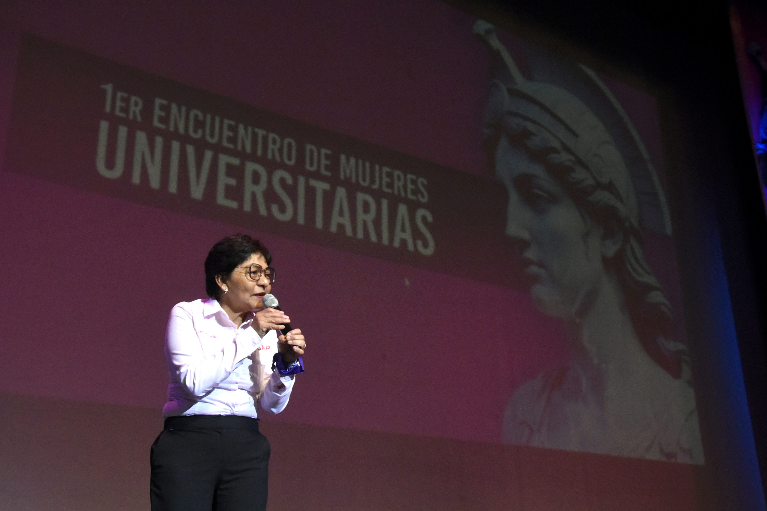 Primer Encuentro de Mujeres Universitarias
