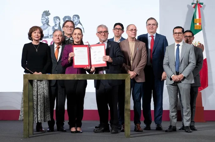 Clúster Nacional y Centro Mexicano de Supercómputo