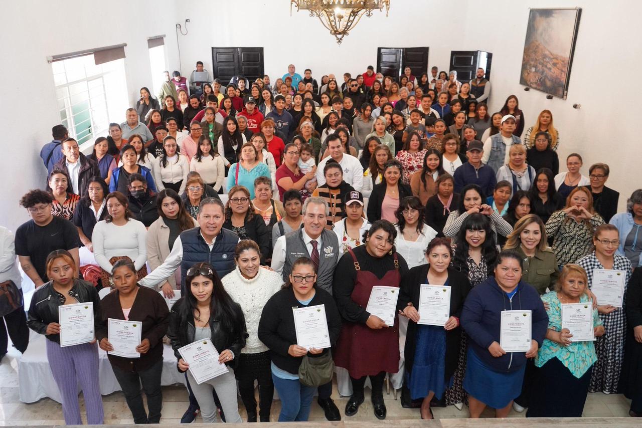 Mujeres Imparables 2025