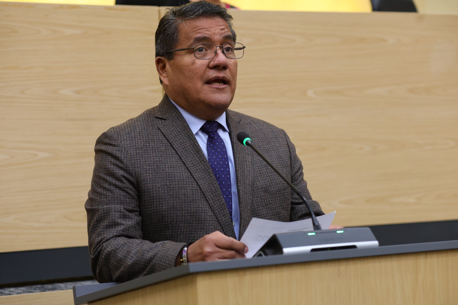 Propone diputado Julio Huerta Ley de Austeridad Republicana para Puebla