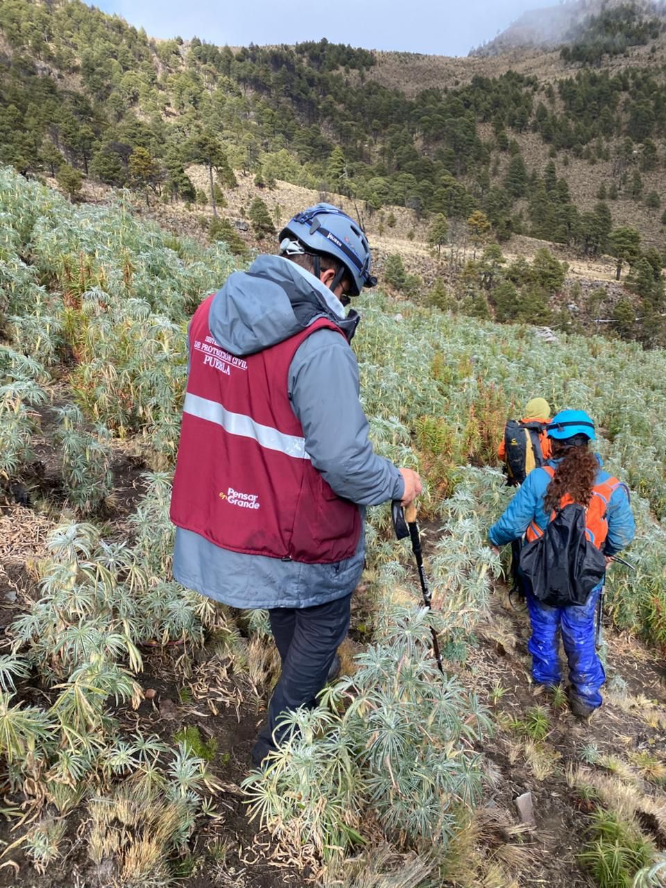 Gobierno de Puebla coordina rescate de alpinistas extraviados en el Citlaltépetl