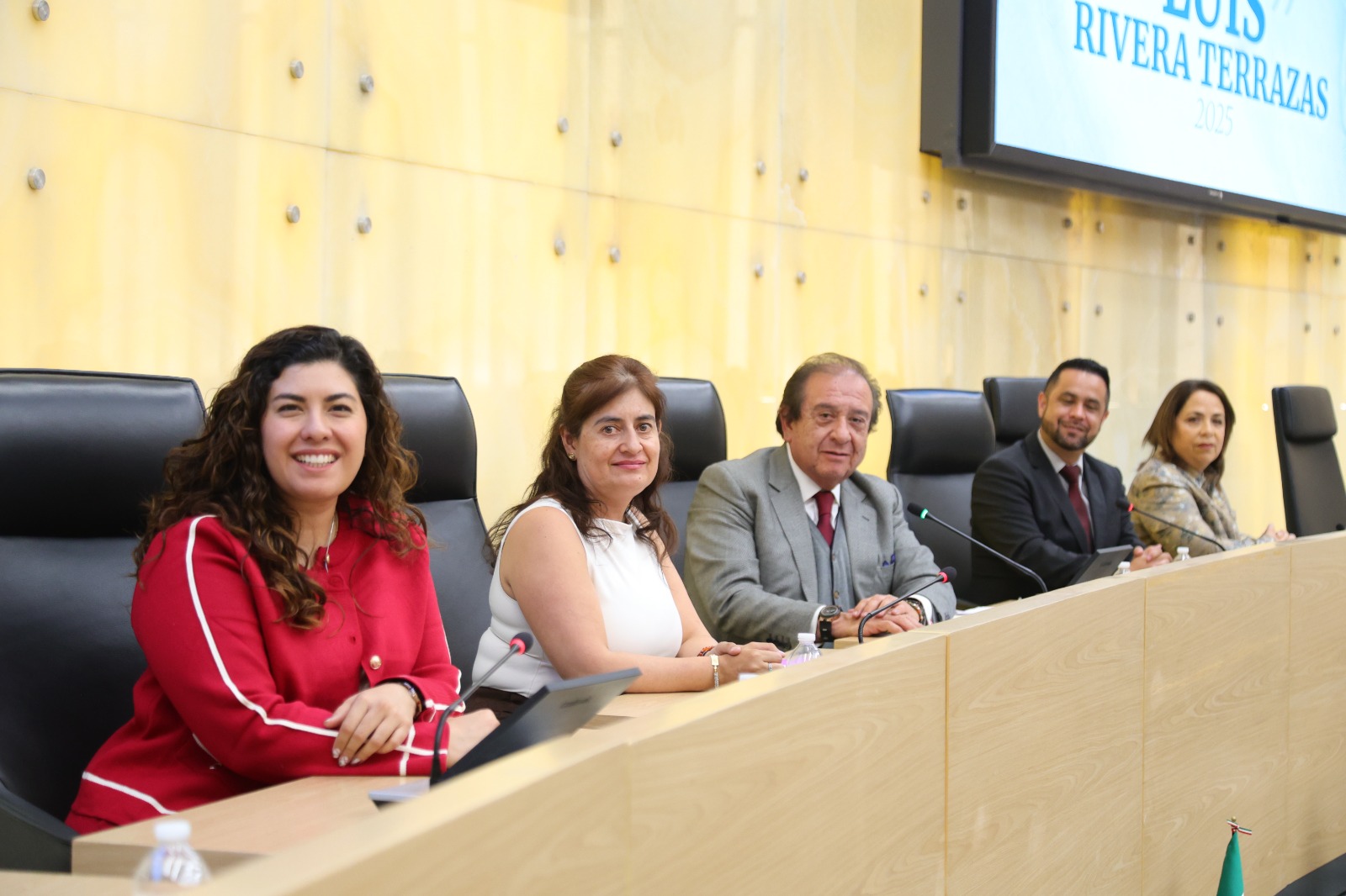 Entrega Congreso de Puebla la Presea de Ciencia y Tecnología “Luis Rivera Terrazas”