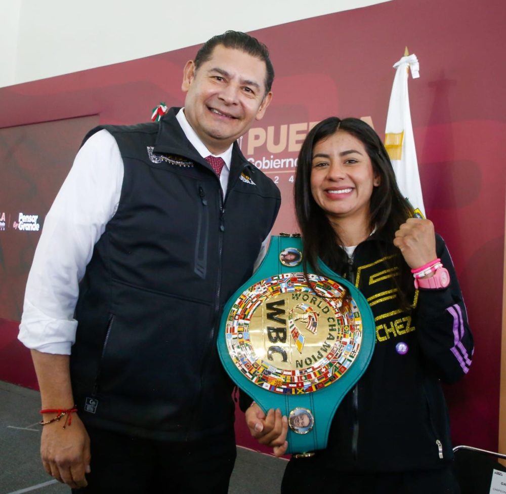 alejandro-armenta-gabriela-sanchez