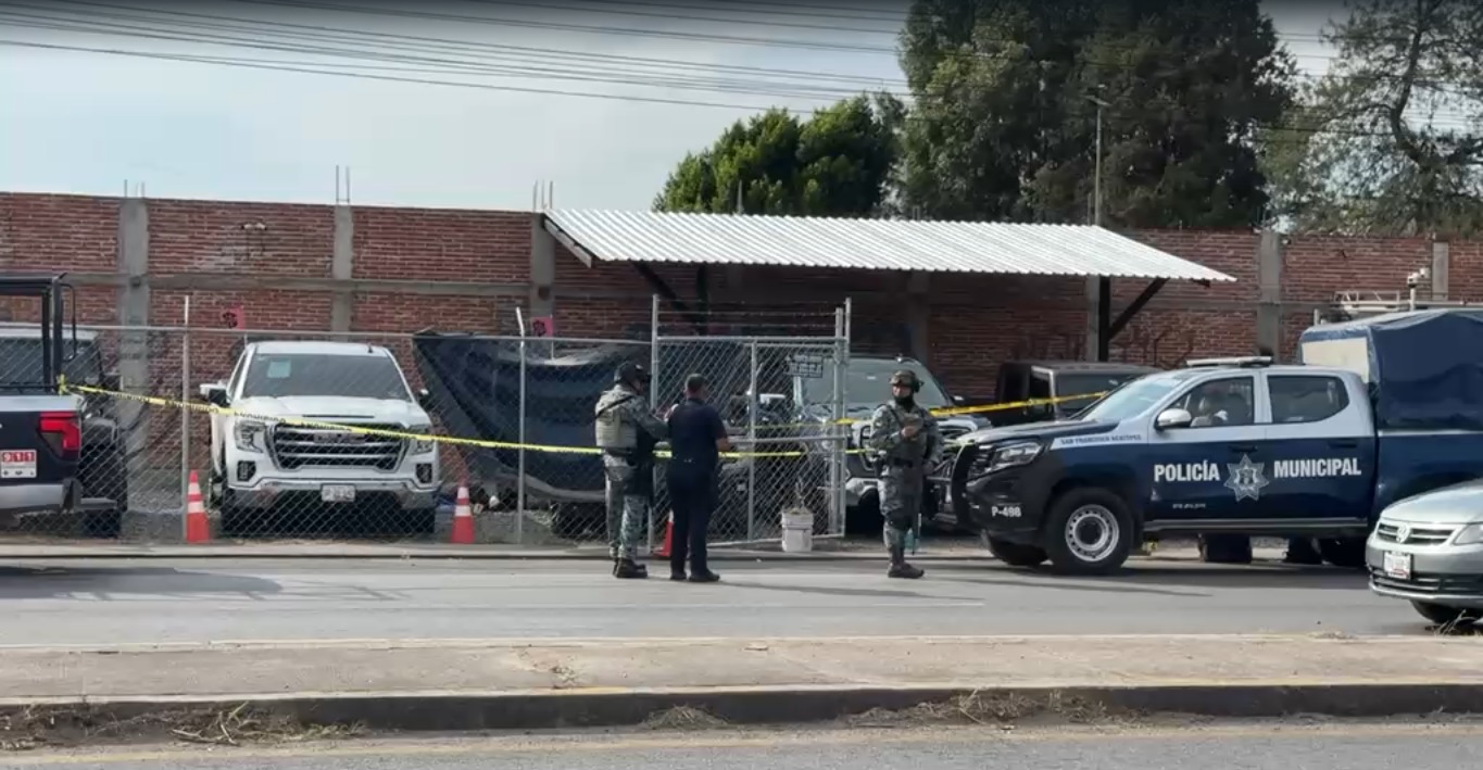 Ataque armado en lote de autos deja un muerto y un herido en la federal ...