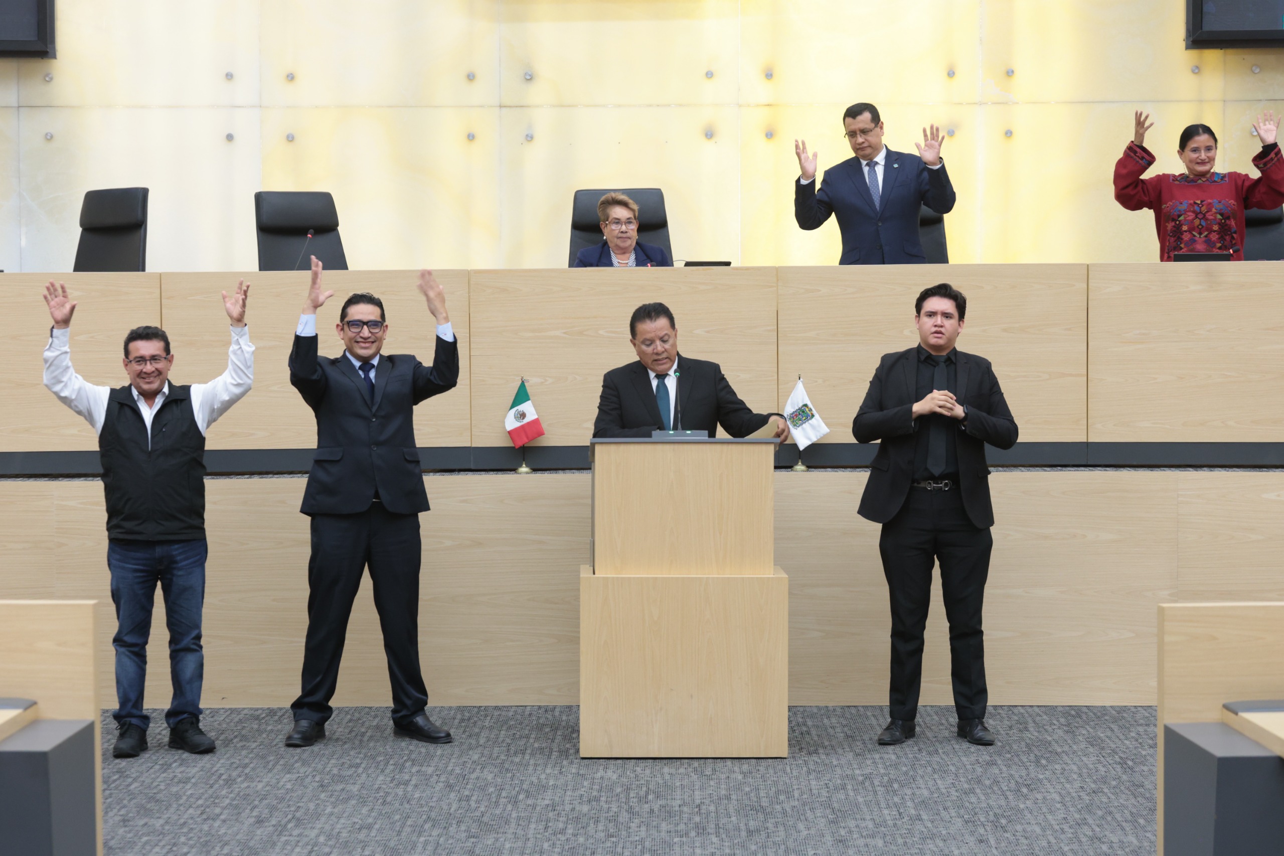 En tribuna, Miguel Márquez Ríos, diputado local de Puebla por el PVEM. Foto: Especial