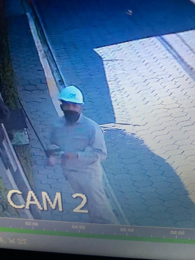 Usan a CFE de fachada para asaltar