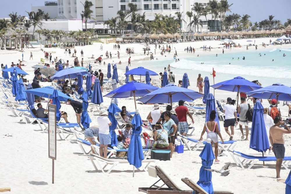 De Cancún para Puebla: los estudiantes sólo eran 80 y ya llegaron con Covid19
