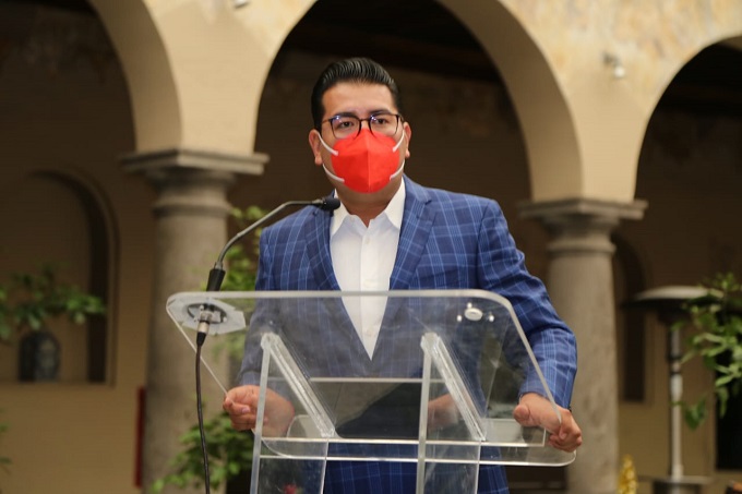 Néstor Camarillo dirigirá al PRI hasta el 2025