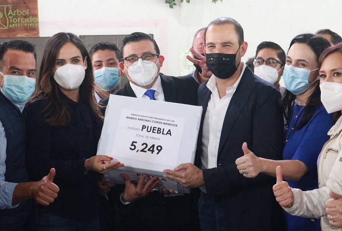 Marko Cortés se fue complacido con el apoyo de Genoveva y Alcántara