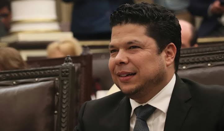 Biestro entra al relevo de…