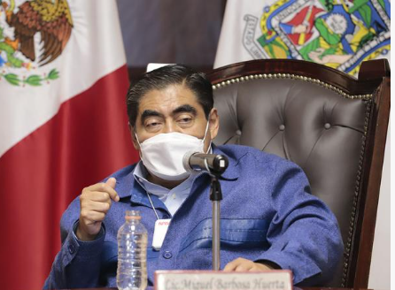Barbosa, le cumple a los poblanos