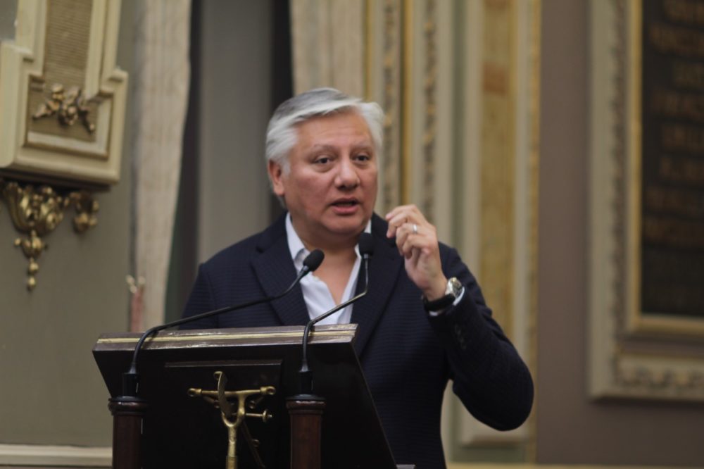 Los hermanitos Rigual, de Puebla y el Congreso