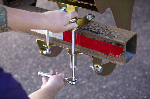 Semi Trailer Bolt On Step Mounted Bumper