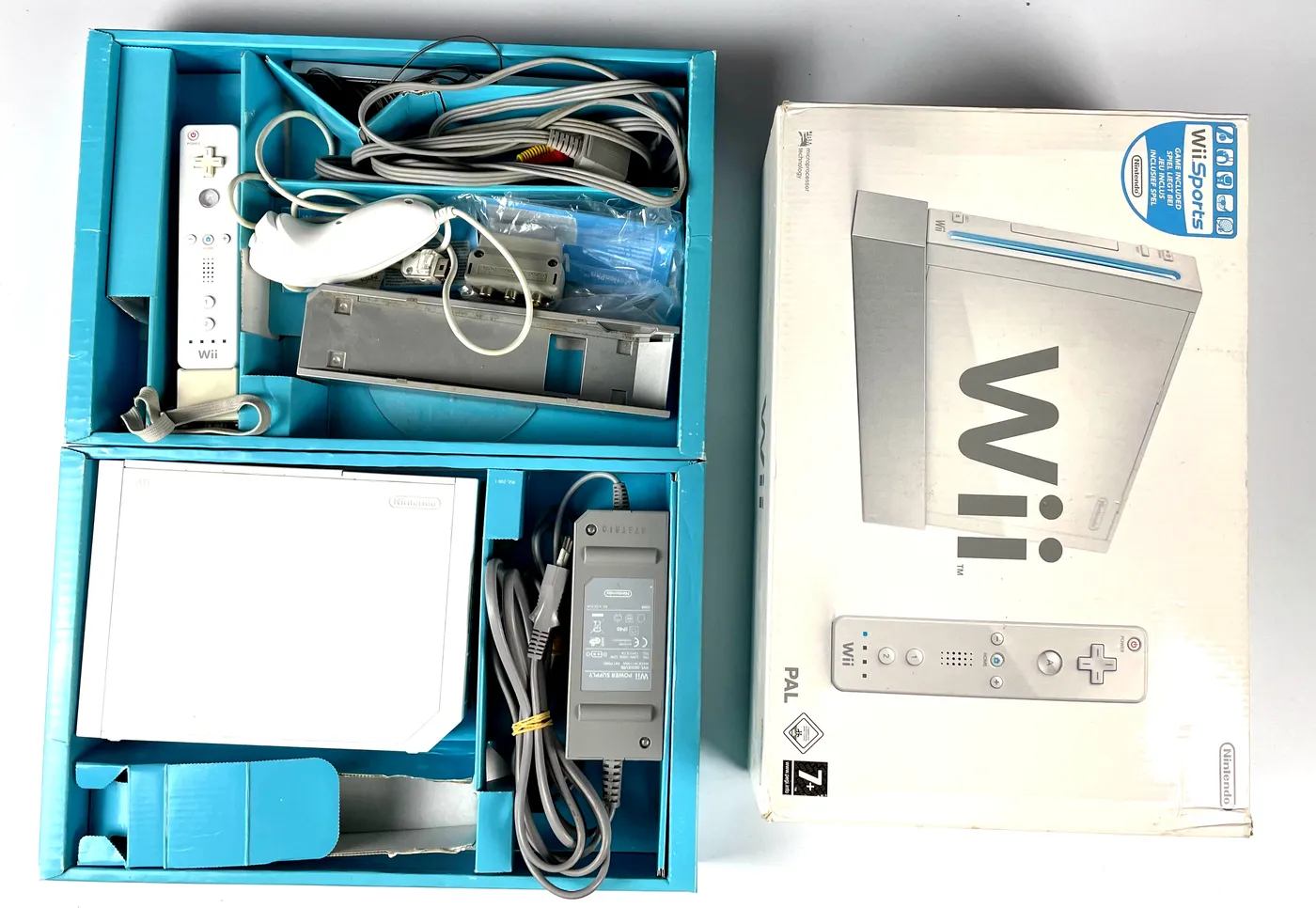 Nintendo Wii Console White RVL-001 Complete