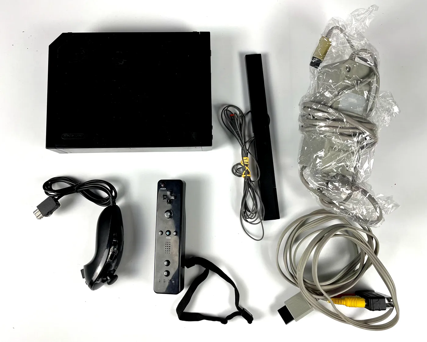Nintendo Wii Black RVL-101 Console Set