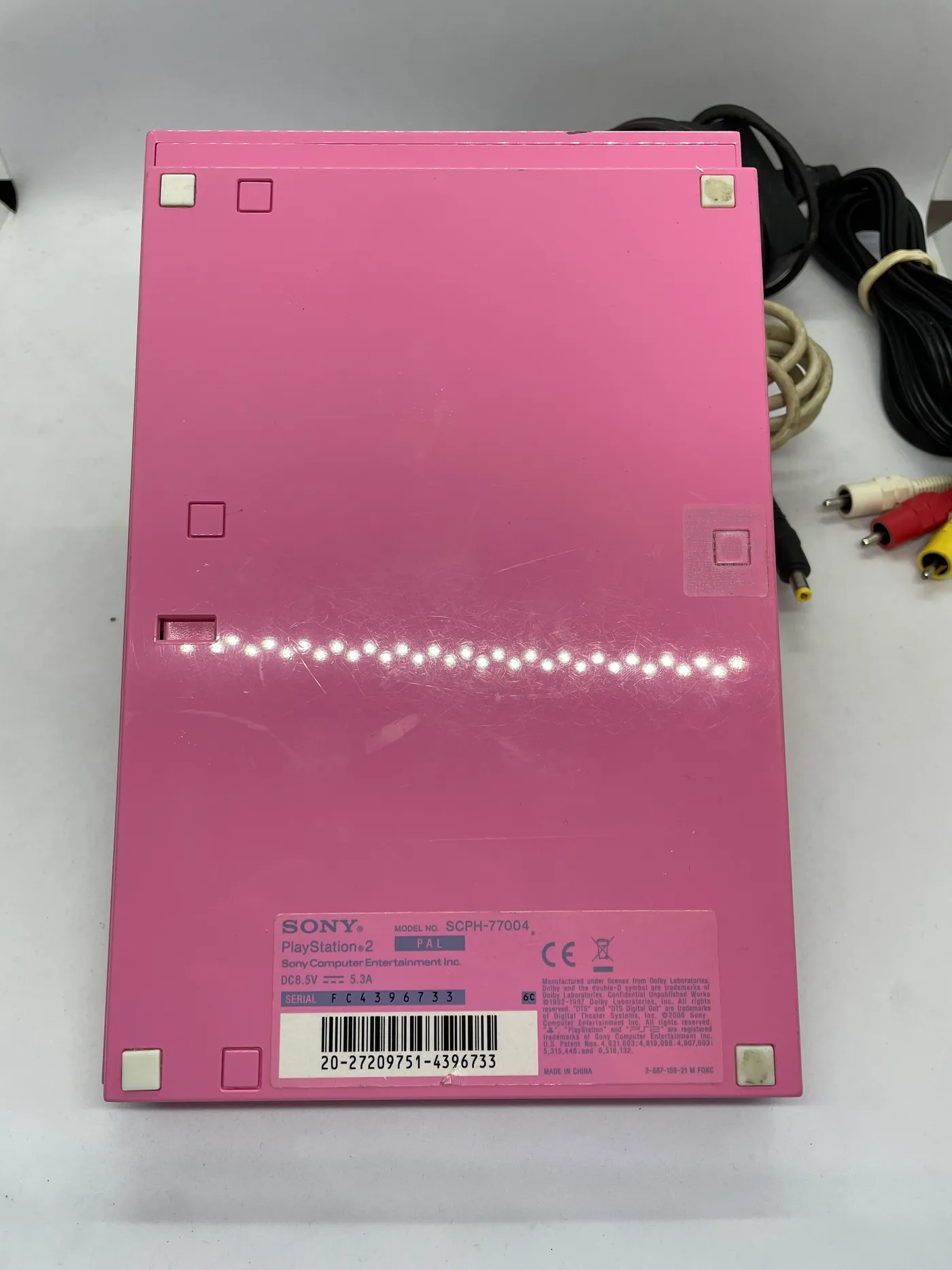 PlayStation 2 Slim Pink SCPH-77004 Console Set - PlayStation PlayStation 2 Slim Pink SCPH-77004 Console Set - PlayStation