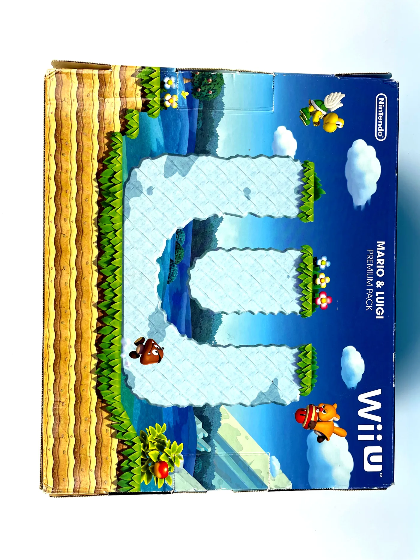 Nintendo Wii U Console Mario & Luigi Premium Pack