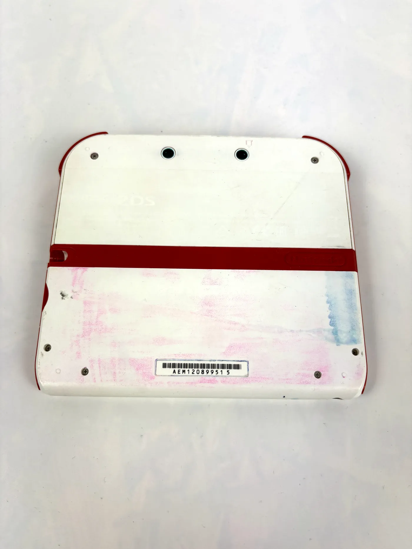 Nintendo 2DS White/Red Console + Charger