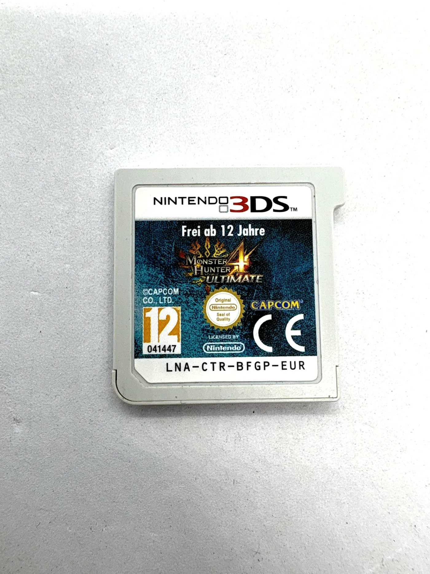 Monster Hunter 4 Ultimate Nintendo 3DS (sama gra)
