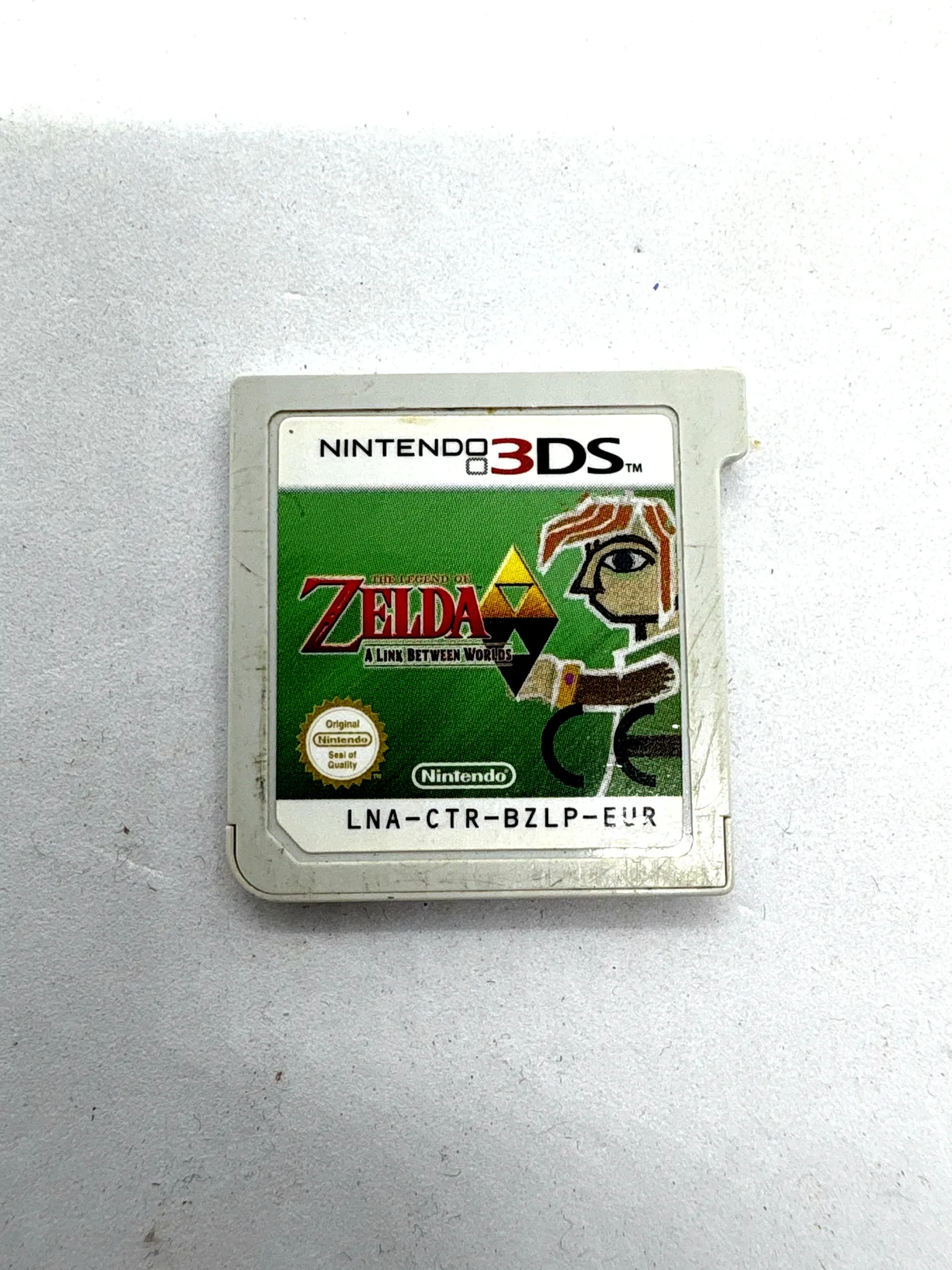 The Legend of Zelda A Link Between Worlds Nintendo 3DS (game only)