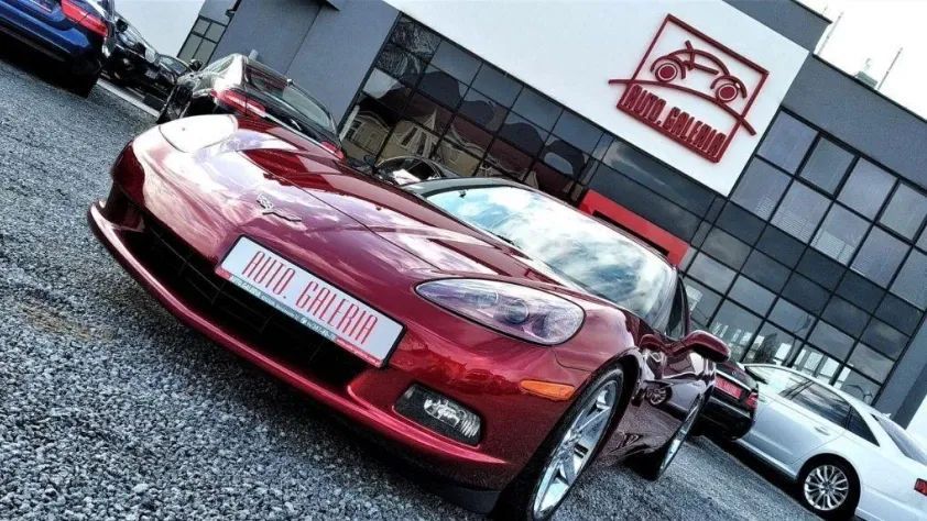 undefined Corvette C6