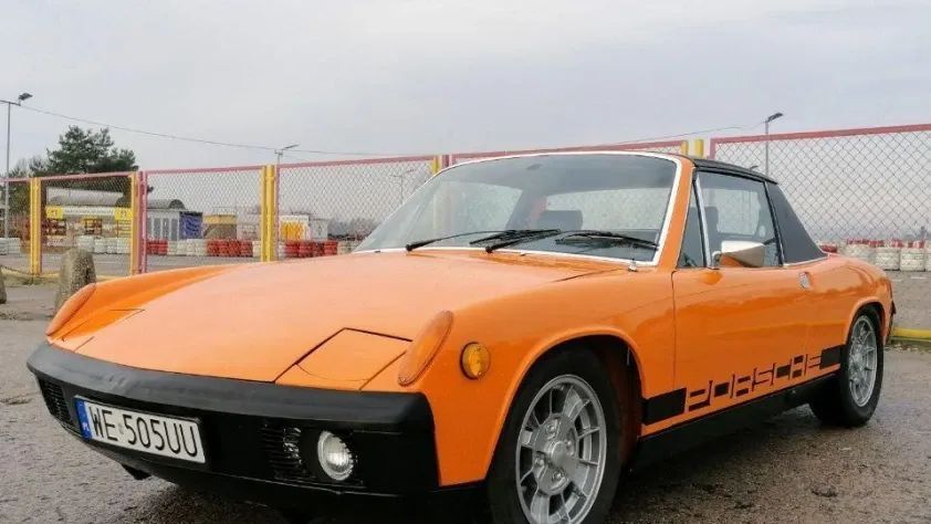 undefined 914