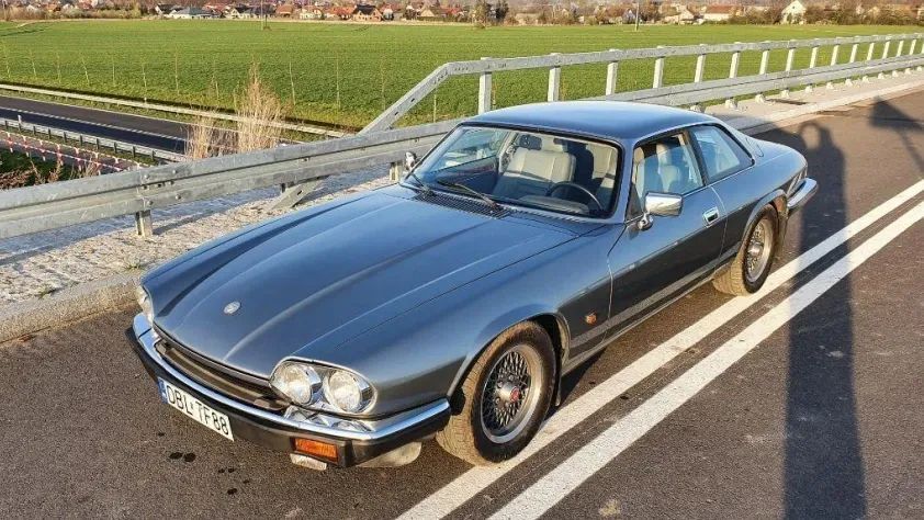undefined XJS 4.0