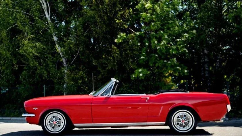 undefined Mustang Convertible