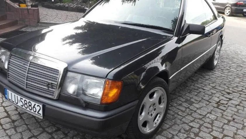 undefined W124 Coupe