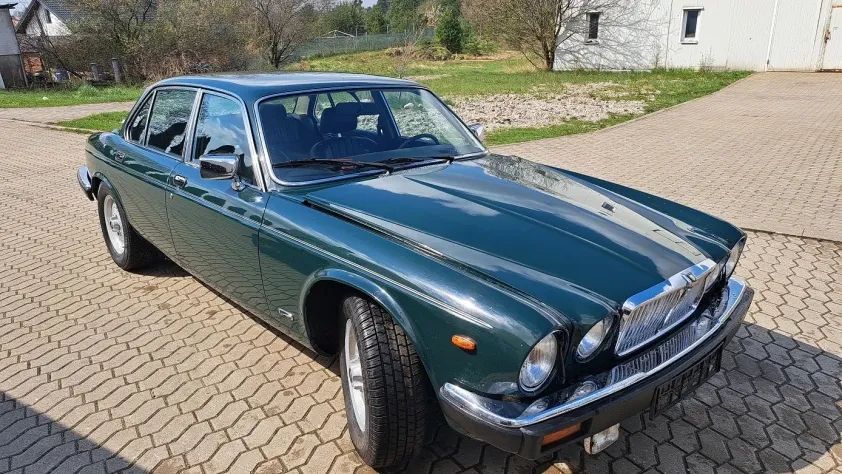 undefined XJ V12, Sovereign, High Efficiency