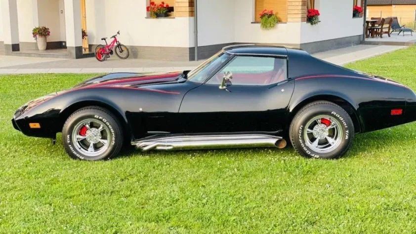 undefined Corvette C3