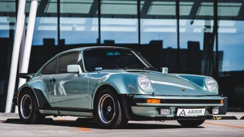 undefined 911 Turbo