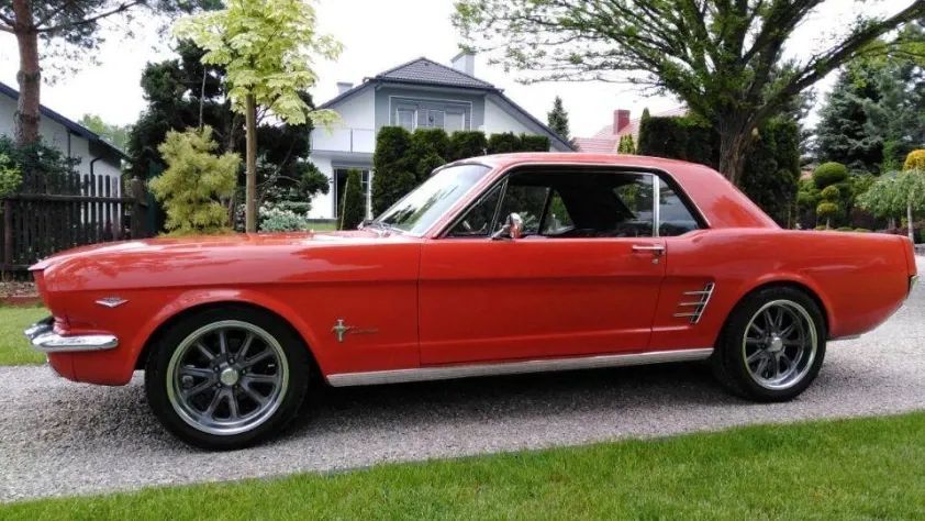undefined Mustang Coupe