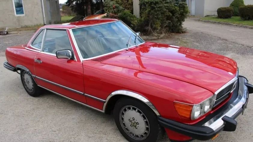 undefined SL 560 R107