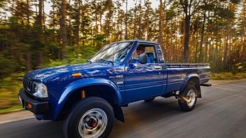 undefined Hilux III 4x4