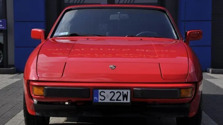 undefined 924 S