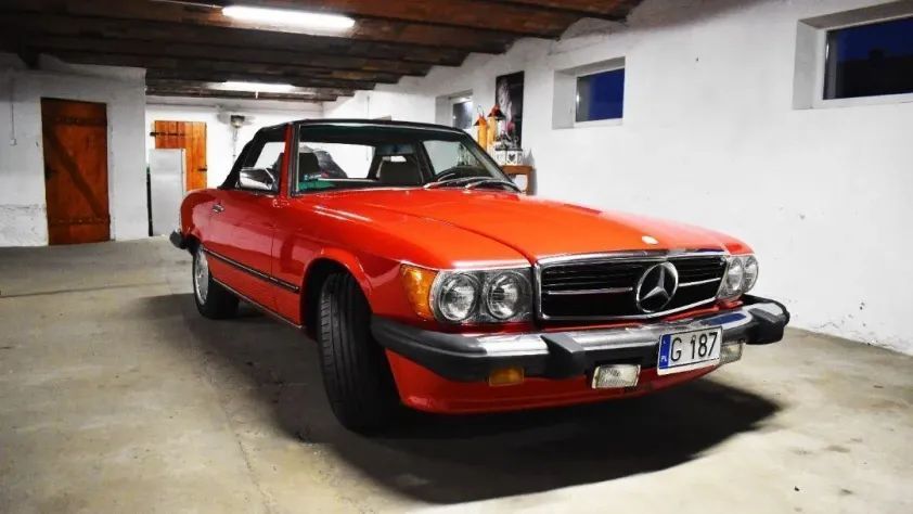 undefined SL 560 W107