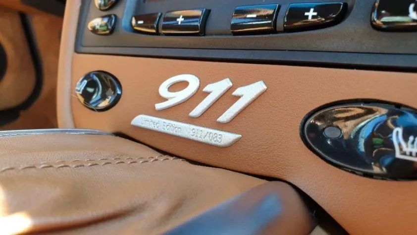 undefined 911 Carrera 4 Millennium 996