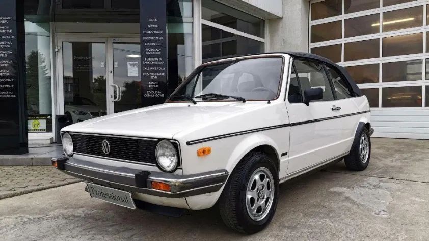 undefined Golf MK1 Cabrio Karmann