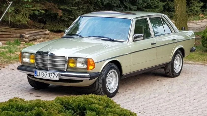 undefined W123 300D
