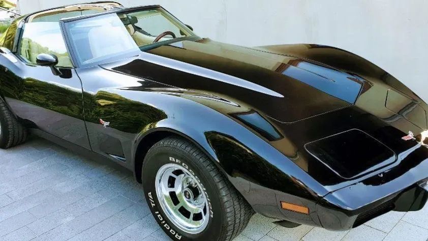 undefined Corvette C3