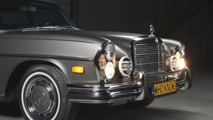 undefined W109 300SEL